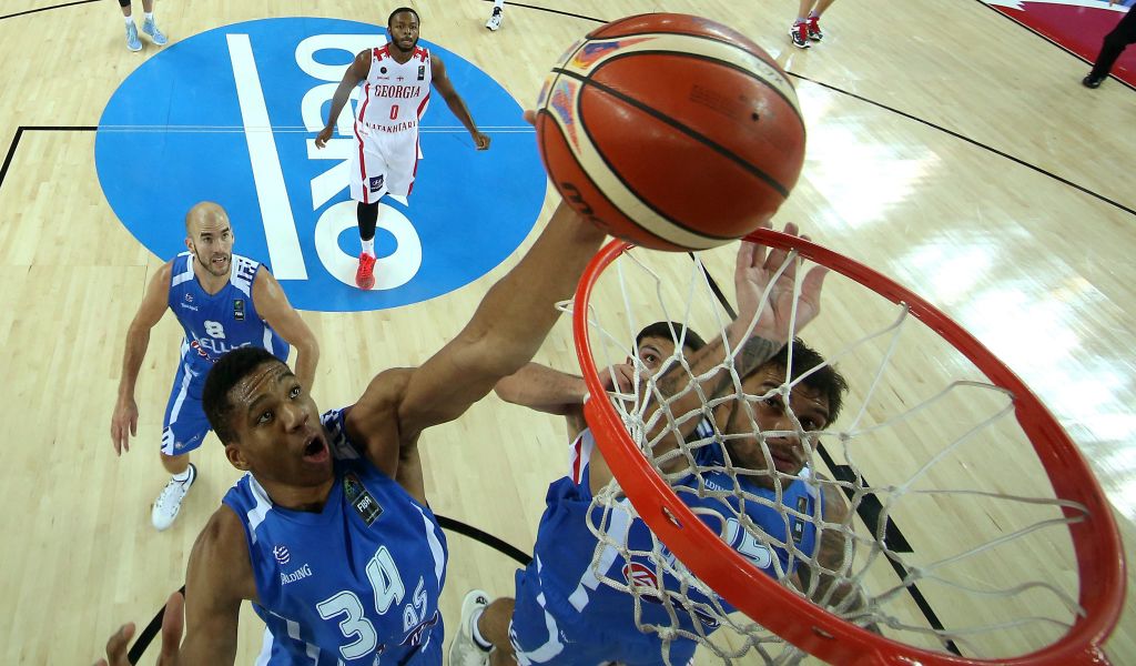Eurobasket: Τρία στα τρία για την Εθνική – Νίκησε τη Γεωργία με 77-68