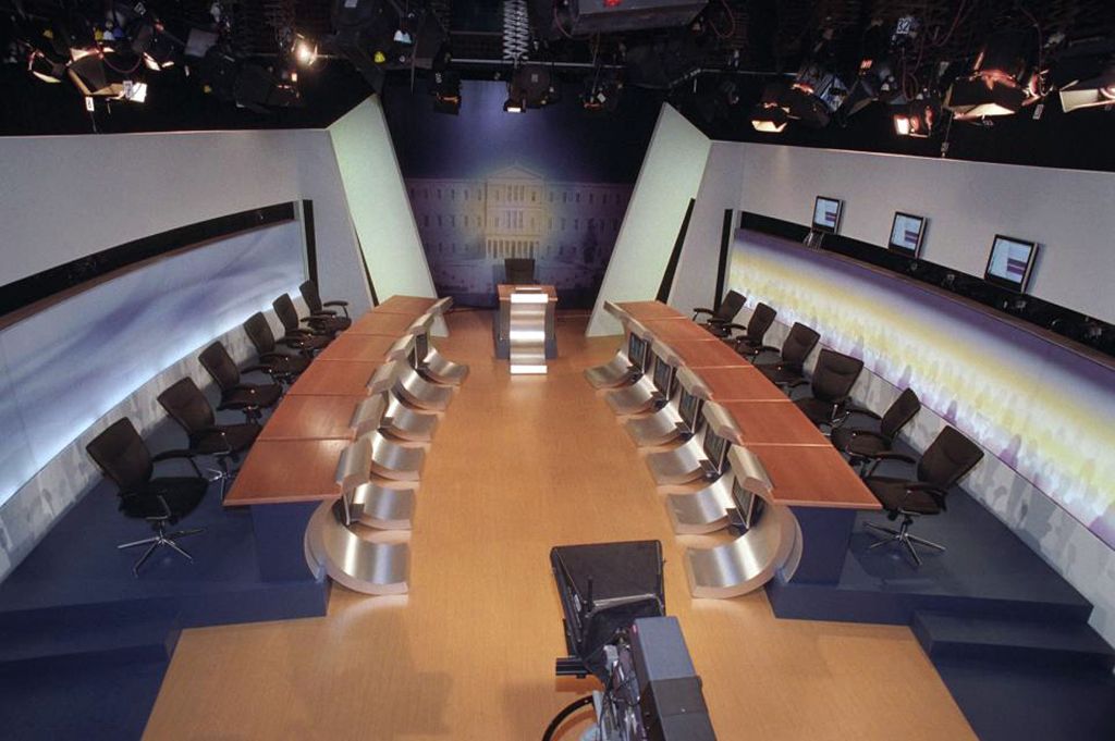 Political leader debate to be broadcast on all channels at 9pm