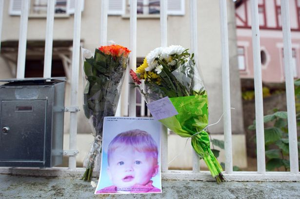 Γαλλία: Δικάζεται ο πατέρας που έβαλε τον 3χρονο γιο του στο πλυντήριο