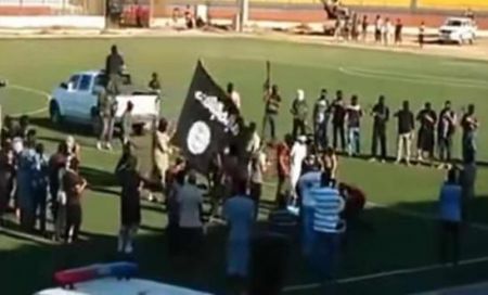 Συρία:Τζιχαντιστές εκτέλεσαν δημόσια 9 άνδρες και 1 παιδί για ομοφυλοφιλία