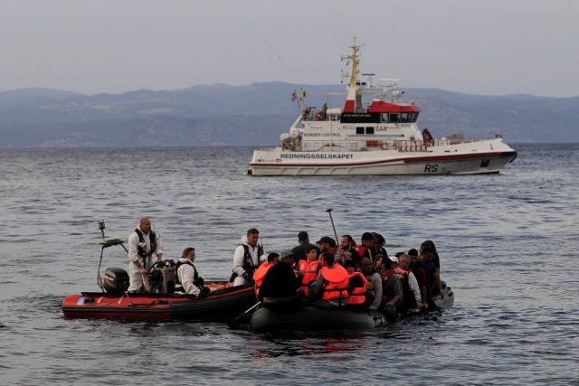 EU Summit approves action plan to tackle refugee crisis