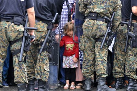 Πρόσφυγες: 10.000 από την Ελλάδα στην πΓΔΜ σε 48 ώρες