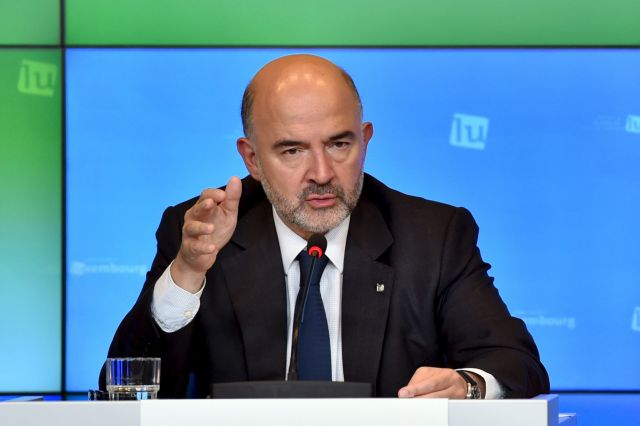 Moscovici: “A change in Greece’s loan repayment terms is possible”