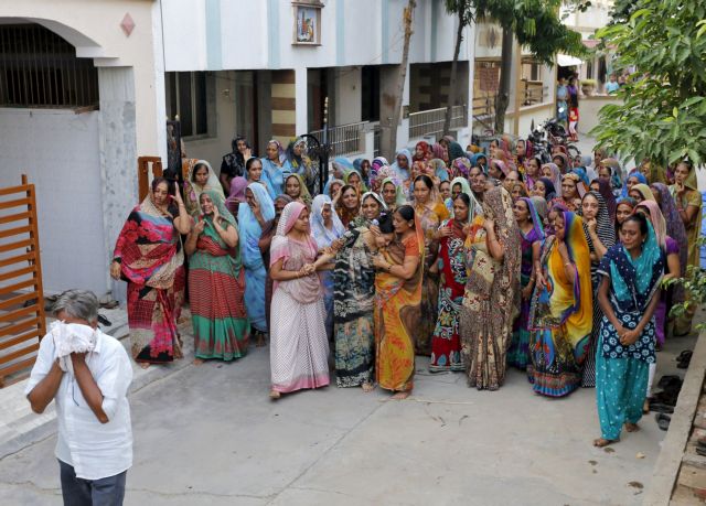 Ινδία:Ανθρωποκυνηγητό για σύλληψη του υπεύθυνου της φονικής έκρηξης