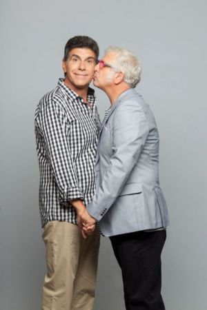 «Μη με σκας» με Γιάννη Μπέζο – Πέτρο Φιλιππίδη στον Alpha