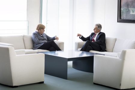 Εκτακτη Σύνοδο Κορυφής για το μεταναστευτικό ζητούν Μέρκελ-Φάιμαν