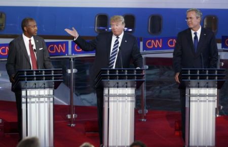 Στόχος του ρεπουμπλικανού ντιμπέιτ ο Τραμπ