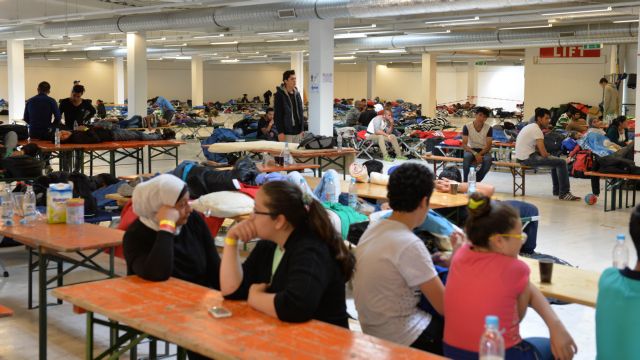 Οι επιχειρήσεις θέλουν τους πρόσφυγες