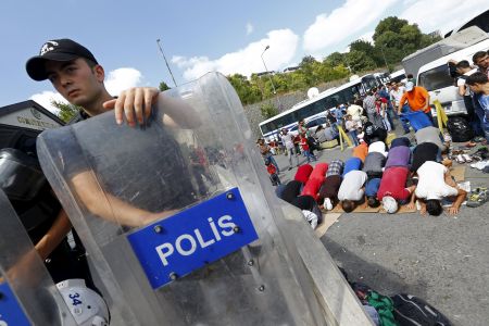 Στον Εβρο επιχείρησαν να φτάσουν χιλιάδες πρόσφυγες