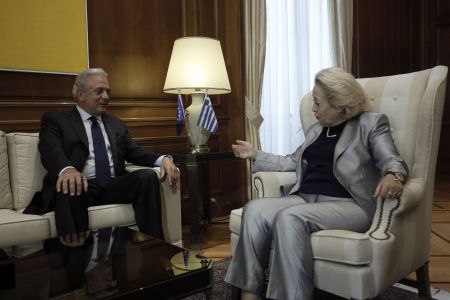 Θάνου: Υπό έλεγχο η εισροή προσφύγων αυτή τη στιγμή