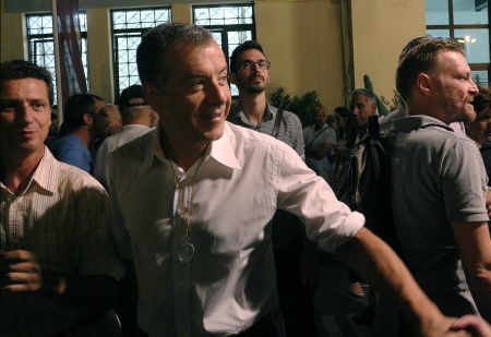 Μεζέδες, ρακή και μπάσκετ για τον Σταύρο Θεοδωράκη