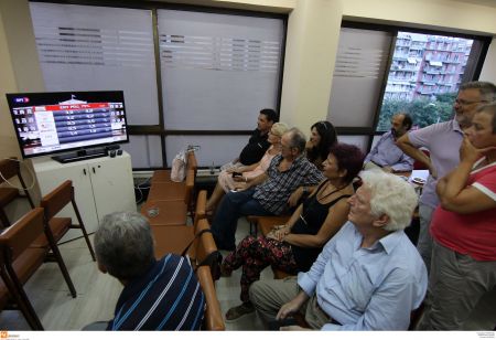 Τι δείχνουν τα ποιοτικά στοιχεία των exit poll για ΣΥΡΙΖΑ-ΝΔ