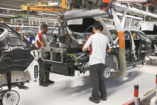 Crash test για την αυτοκινητοβιομηχανία