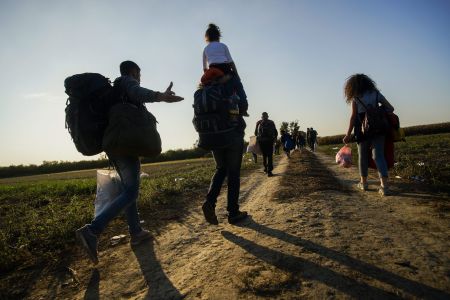Ουγγαρία καλεί την ΕΕ σε «διάλογο» για το προσφυγικό