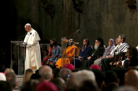 Πάπας στον ΟΗΕ:  Σπίτι, δουλειά, γη και ελευθερία για όλους, χωρίς πυρηνικά