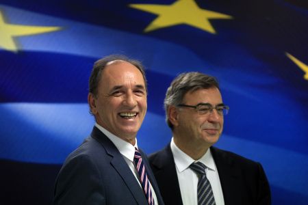 Σταθάκης: Ξεκάθαρος ο στόχος μας για παραγωγική ανασυγκρότηση