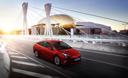 Toyota Prius: Η εξέλιξη των ειδών