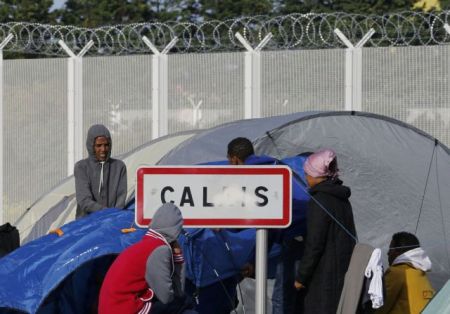 Γαλλία: Νέος θάνατος νεαρού πρόσφυγα στη σήραγγα της Μάγχης