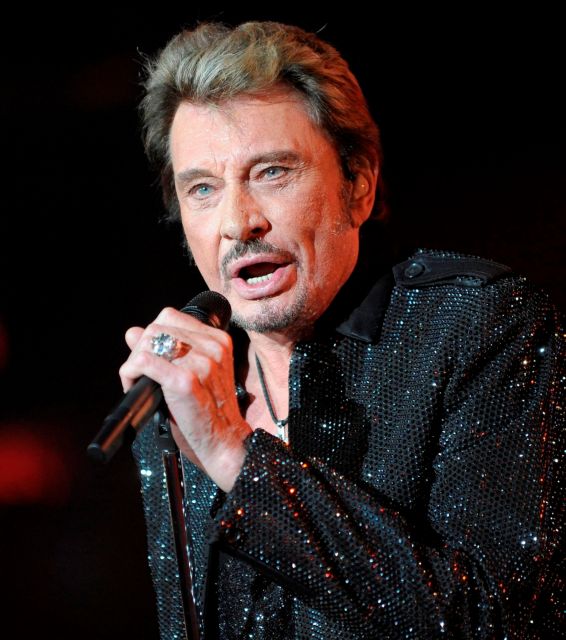 Η Deezer ψάχνει κεφάλαια για να ανταγωνιστεί Spotify και Apple