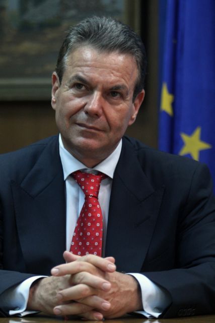 Τάσος Πετρόπουλος: Εκπτώσεις στις εισφορές επαγγελματιών και κατώτατο όριο384 ευρώ στιςσυντάξεις χηρείας