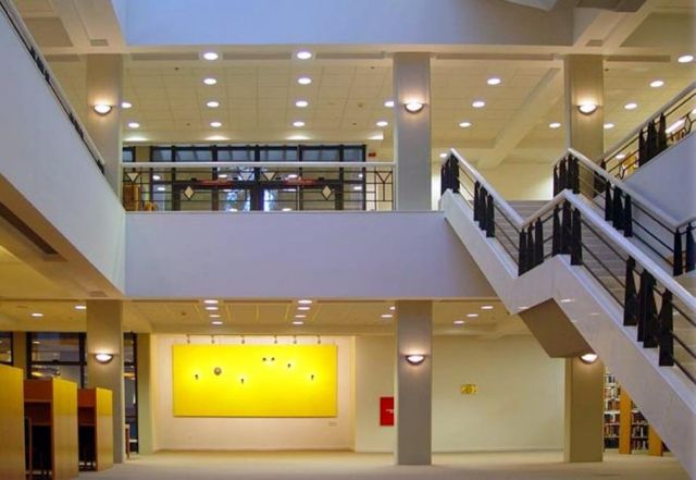 Ταχύρυθμα μαθήματα για το φθινοπωρινό τετράμηνο από το DEREE