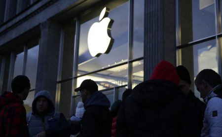 Αντιμέτωπη με πρόστιμο 862 εκατ. δολάρια η Apple