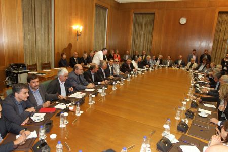 Τσίπρας στο υπουργικό: Υλοποίηση της συμφωνίας χωρίς χρονοτριβή