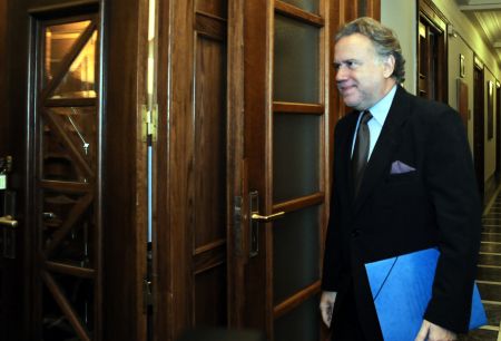 Ο Κατρούγκαλος σπάει στα δύο τις μεταρρυθμίσεις στο ασφαλιστικό και ενημερώνει το κουαρτέτο