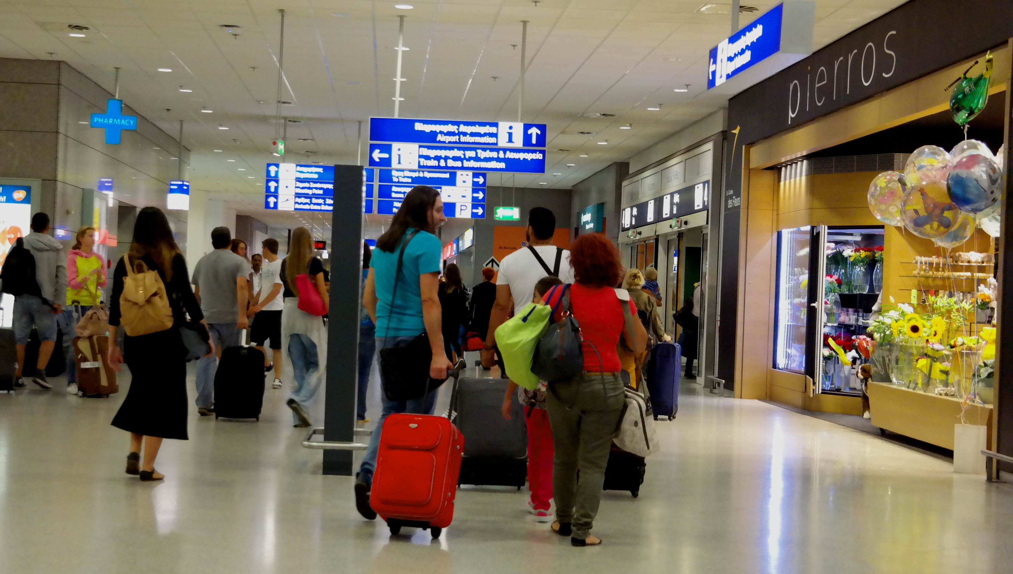 Πάνω από 40 εκατ. επιβάτες στα ελληνικά αεροδρόμια στο 8μηνο