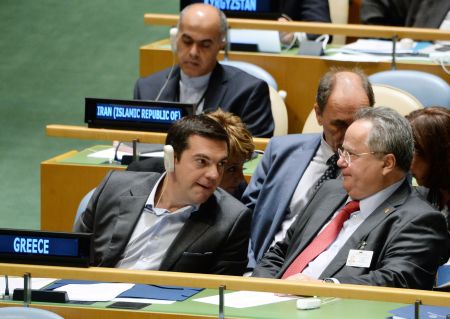 Προσφυγικό και Κυπριακό στη συνάντηση Τσίπρα-Νταβούτογλου