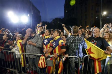 Απόλυτη πλειοψηφία για τους αυτονομιστές στην Καταλονία