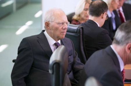 Γερμανικό ΥΠΟΙΚ: Πρώτα μεταρρυθμίσεις και μετά εκταμίευση