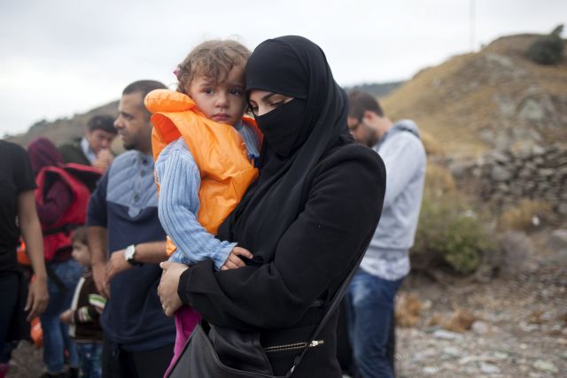 Αβραμόπουλος:Να αναλάβουν όλοι τις ευθύνες τους για το προσφυγικό