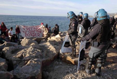 Ιταλία: Εκκένωση προσφυγικού καταυλισμού στα σύνορα με τη Γαλλία