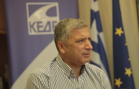 ΚΕΔΕ: Οχι στην απαλλαγή αναδόχων από τα δημοτικά τέλη