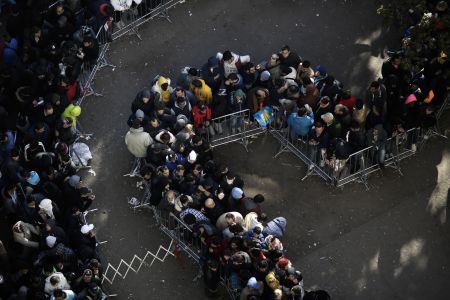 Βαυαροί σύμμαχοι κατά Μέρκελ: Θα στείλουμε τους πρόσφυγες στο… Ράιχσταγκ