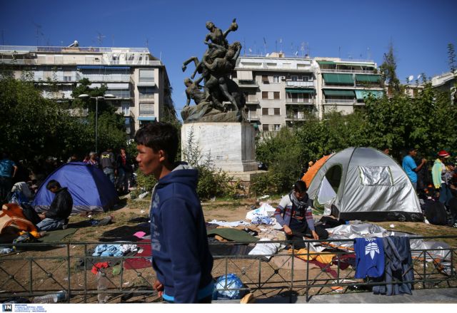 Refugees arriving in Athens to be taken to Galatsi and Elliniko camps | tovima.gr