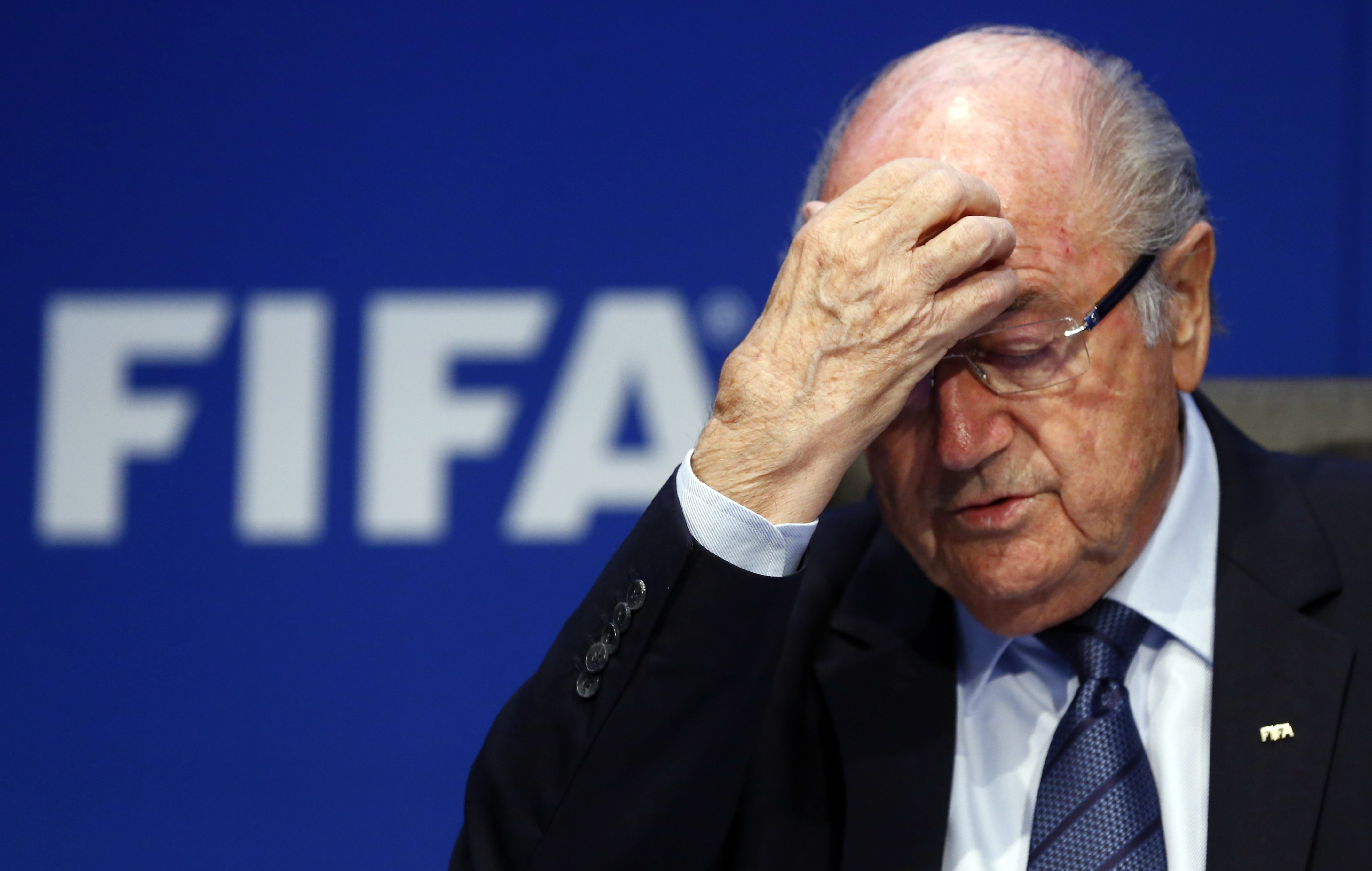 FIFA: Αποβάλλεται από πρόεδρος της Ομοσπονδίας ο Μπλάτερ