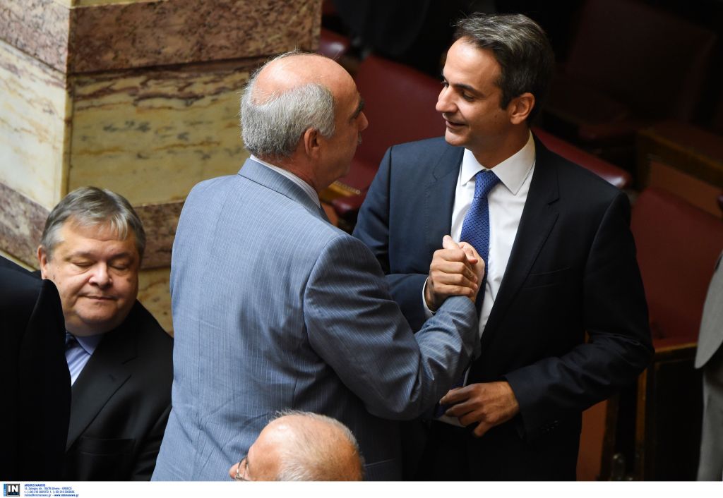 Ν.Δ: Μάχη με ιδεολογικό πρόσημο για σταθερότητα και ενότητα