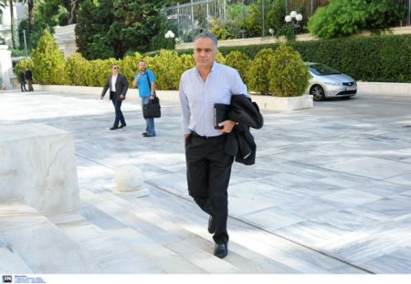 Skourletis: “There are things outside of the bailout agreement that we can do”