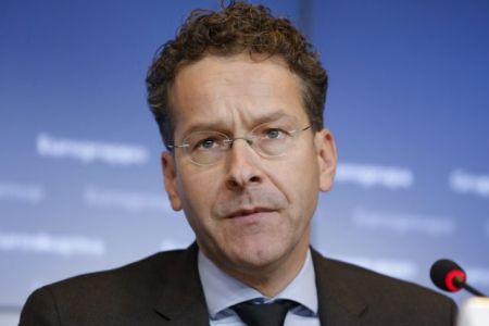 Ντάισελμπλουμ: Ελάφρυνση χρέους με επιβολή ετήσιου ορίου