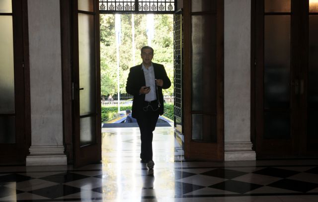 KYSEA convenes under PM Alexis Tsipras to discuss refugee crisis