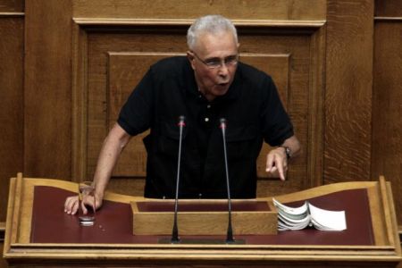 Ο Πρωθυπουργός έκανε δεκτή την παραίτηση Ζουράρι