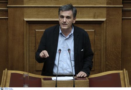 Ευ.Τσακαλώτος: Να τελειώσουμε επιτυχώς την αξιολόγηση