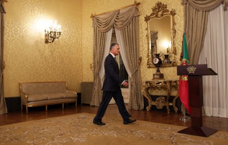 «Μύρισε» κυβέρνηση της κεντροαριστεράς στην Πορτογαλία