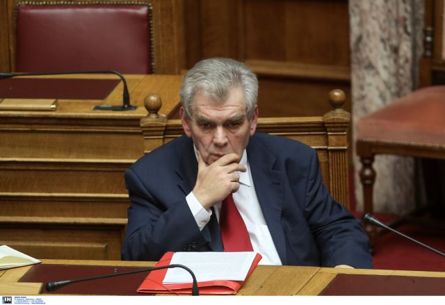 Καυγάς Παπαγγελόπουλου – Αθανασίου στη Βουλή