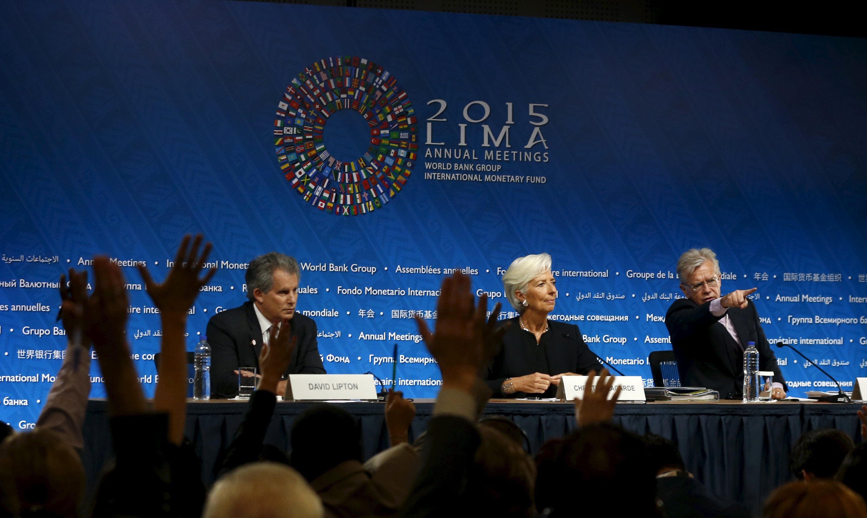 ΔΝΤ: Ζητεί νέα μέτρα 1,35 δισ. ευρώ τη διετία 2015-2016