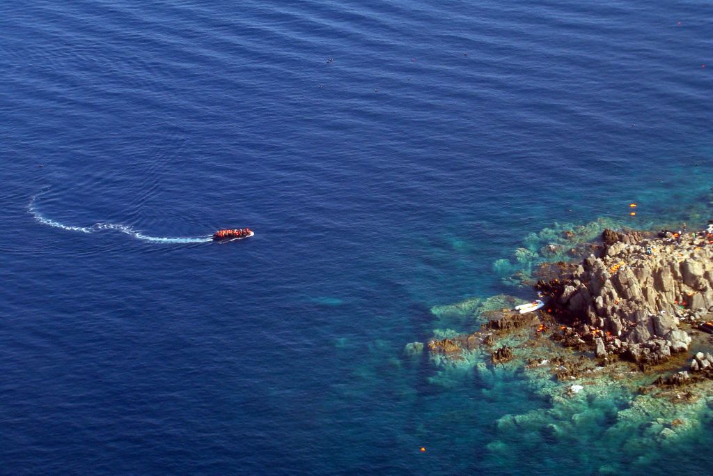 One-year-old refugee dies off the coast of Mytilene