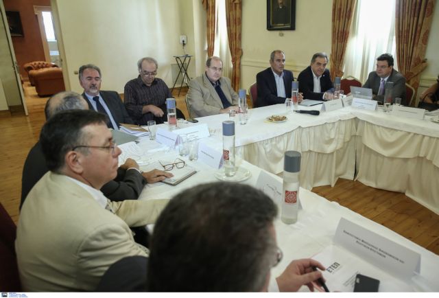 Φίλης: Αιτήματα για υπαγωγή των ΑΕΙ-ΤΕΙ σε μειωμένα τιμολόγια