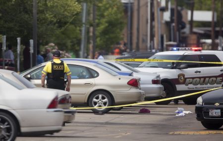 Επίθεση ενόπλου στο Χιούστον με τραυματίες